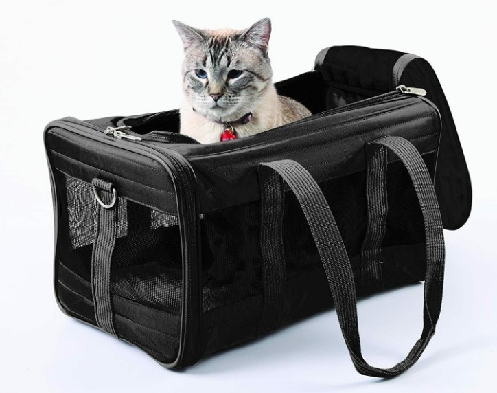 5 Features to Look for in a Quality Dog Carrier 73fa-9527-a7d6